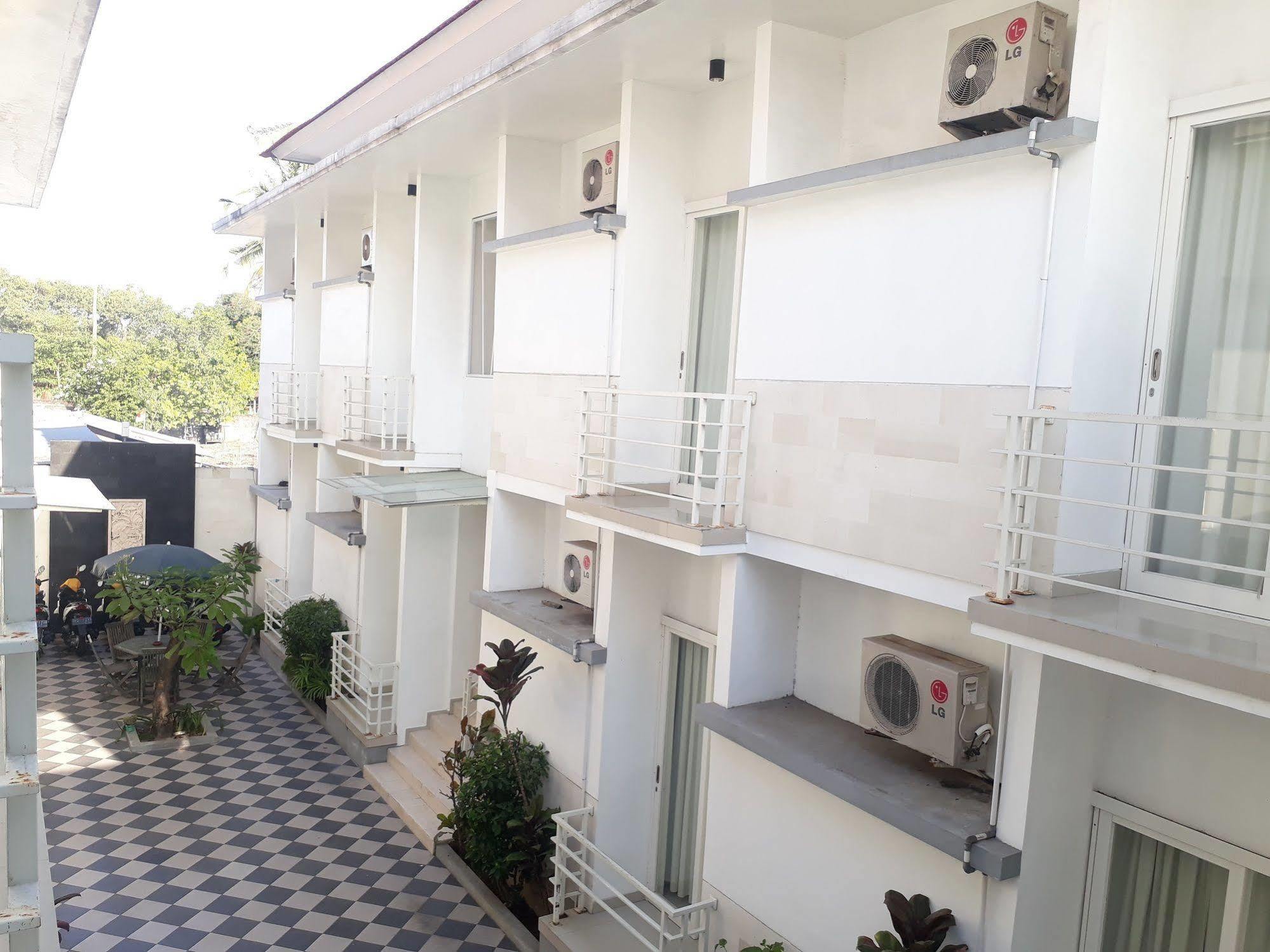 Kubu Anyar Hotel Kuta Lombok Esterno foto