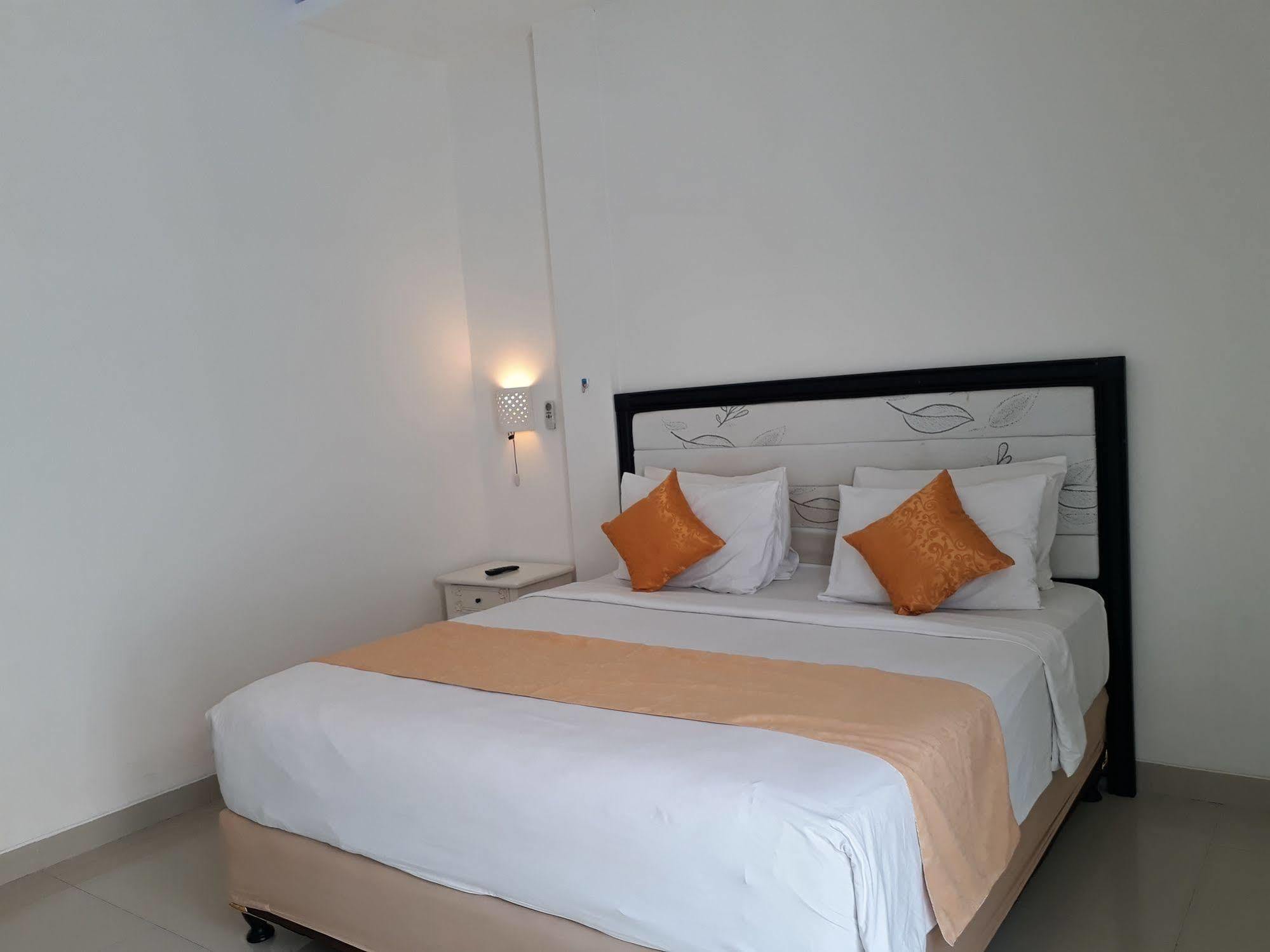 Kubu Anyar Hotel Kuta Lombok Esterno foto