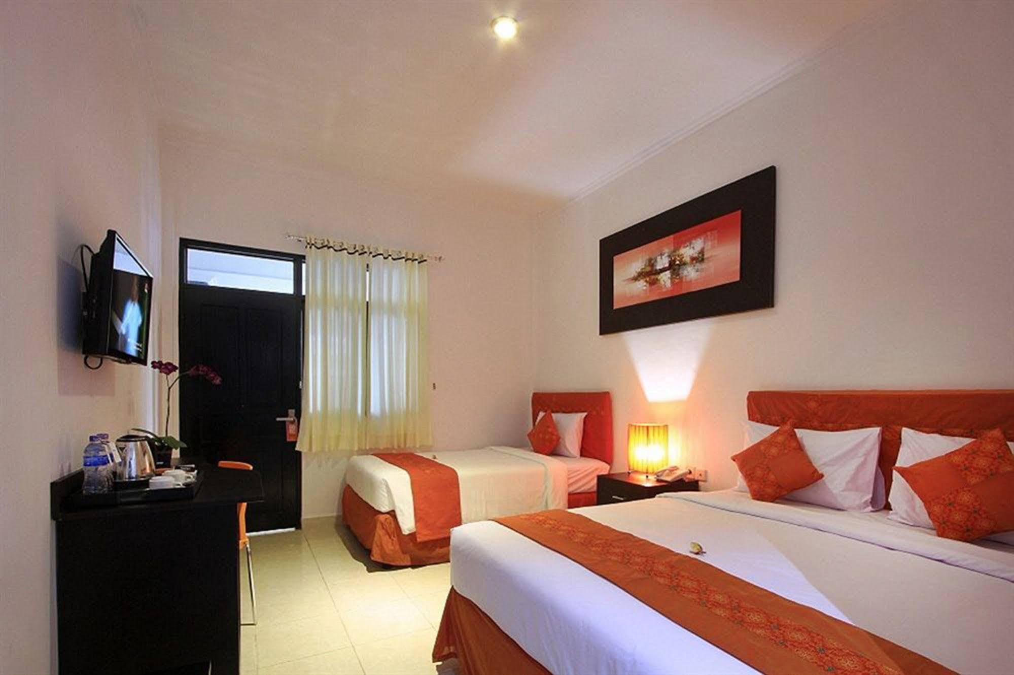 Kubu Anyar Hotel Kuta Lombok Esterno foto